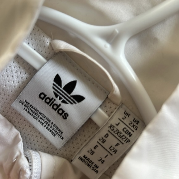Adidas spring jacket. - Picture 10 of 10